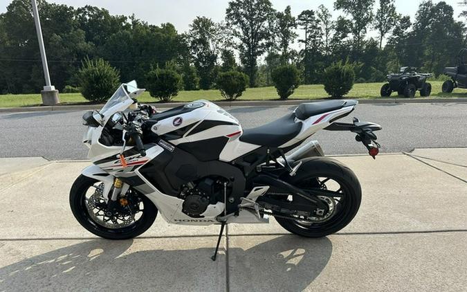 2026 Honda CBR1000RR Fireblade SP