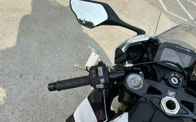2026 Honda CBR1000RR Fireblade SP