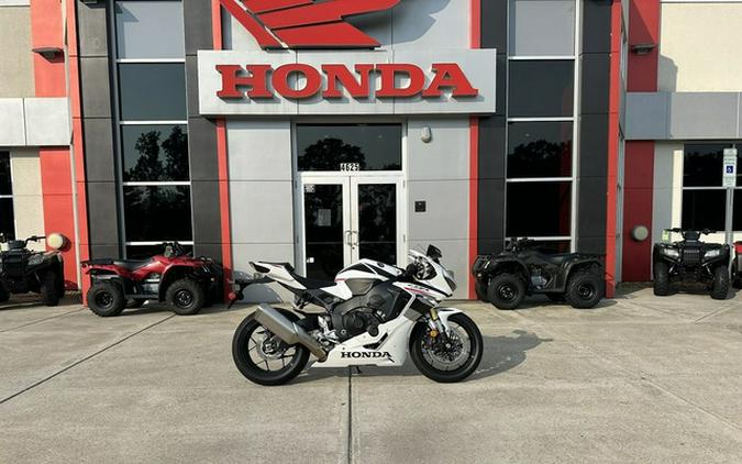 2026 Honda CBR1000RR Fireblade SP