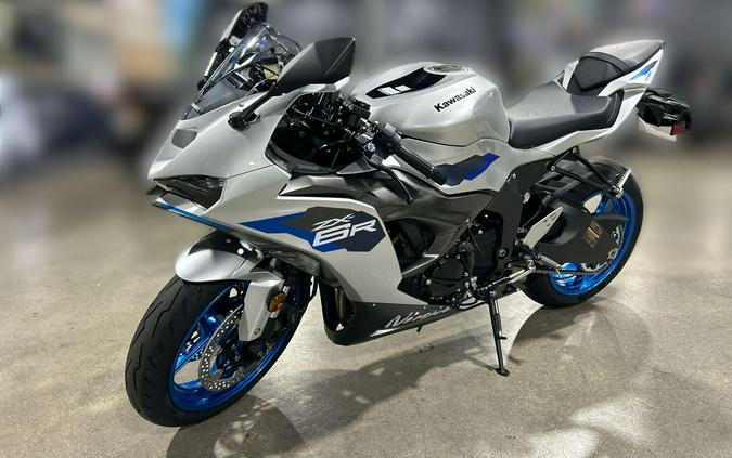 2027 Kawasaki NINJA ZX-6R ABS