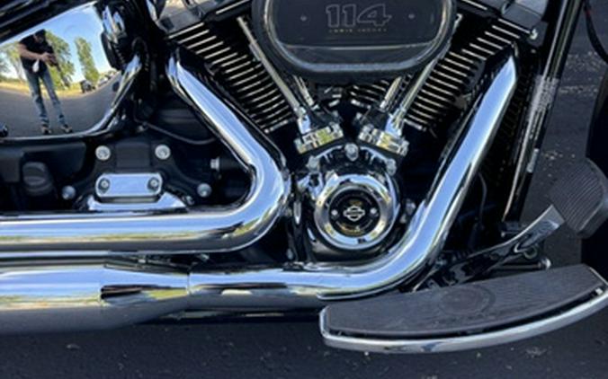 2024 Harley-Davidson Softail FLHCS - Heritage Classic