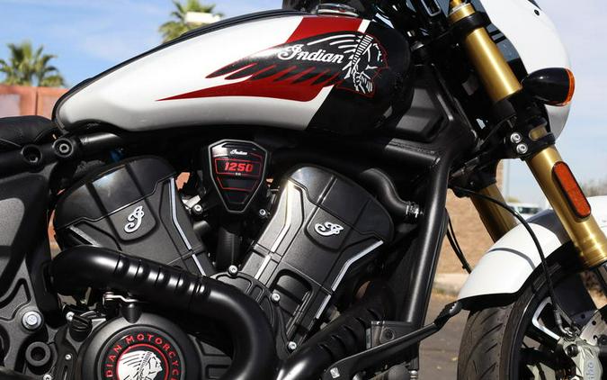 2025 Indian Motorcycle® 101 Scout® Ghost White Metallic with Graphics