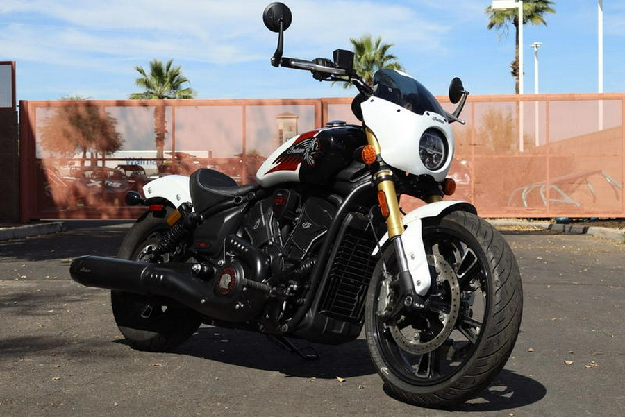 2025 Indian Motorcycle® 101 Scout® Ghost White Metallic with Graphics