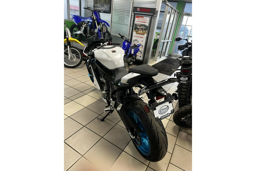 2026 675SS CF650-10US - CFMOTO