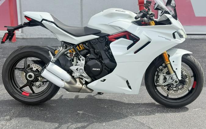 2023 Ducati SuperSport 950 S Arctic White Silk fairing with Ducati Red frame and Glossy Black wheel rims with Ducati Red “tag” - 05200T