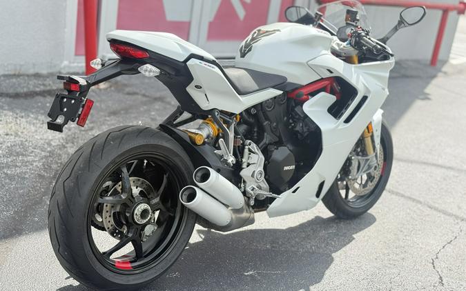 2023 Ducati SuperSport 950 S Arctic White Silk fairing with Ducati Red frame and Glossy Black wheel rims with Ducati Red “tag” - 05200T