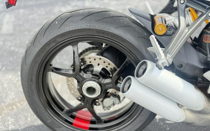 2023 Ducati SuperSport 950 S Arctic White Silk fairing with Ducati Red frame and Glossy Black wheel rims with Ducati Red “tag” - 05200T