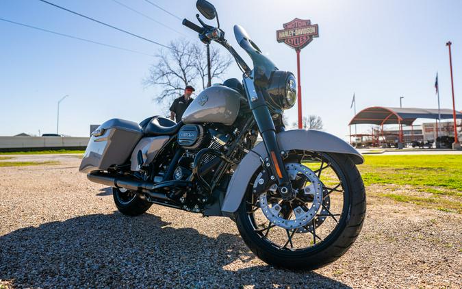 2024 Road King Special FLHRXS