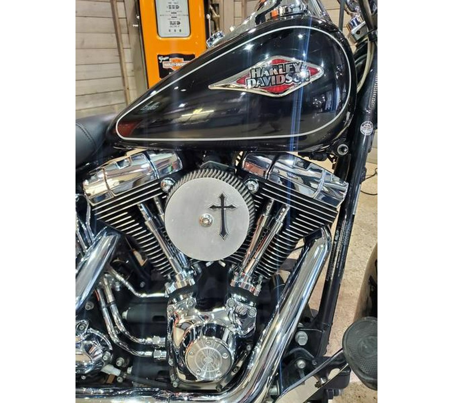 2012 Harley-Davidson® FLSTC - Heritage Softail® Classic