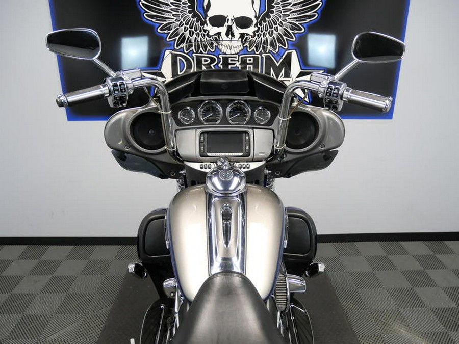 2016 Harley-Davidson® FLHTKSE - CVO™ Limited