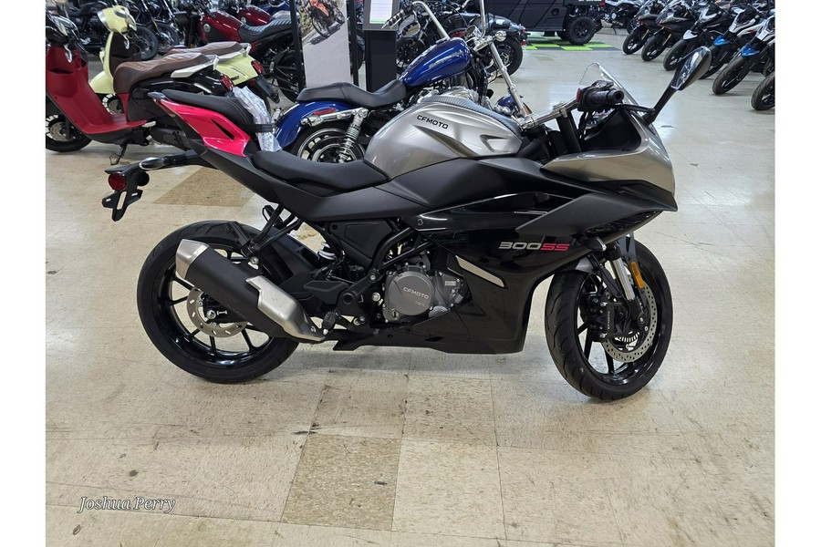 2025 CFMOTO 300SS CF300-5US