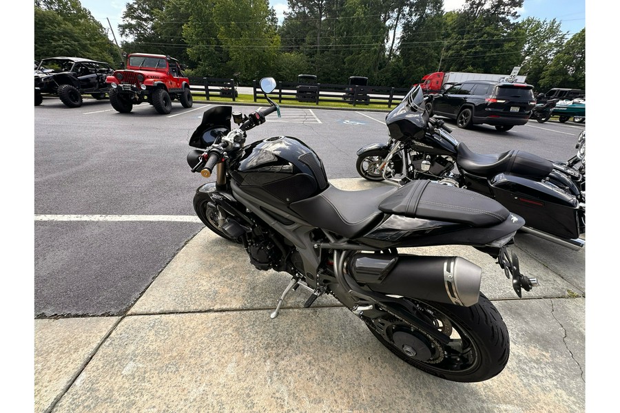 2019 Triumph Speed Triple RS