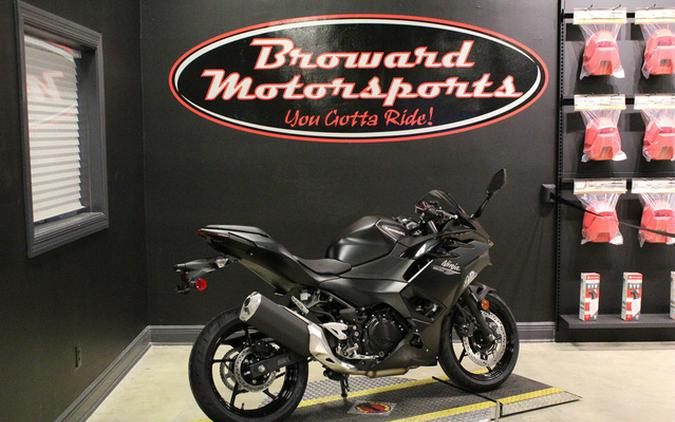 2026 Kawasaki Ninja 500 ABS Metallic Flat Spark Black