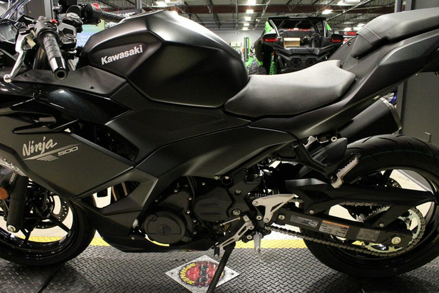 2026 Kawasaki Ninja 500 ABS Metallic Flat Spark Black