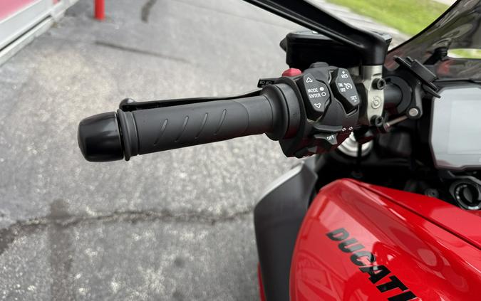2023 Ducati Diavel V4 Ducati Red