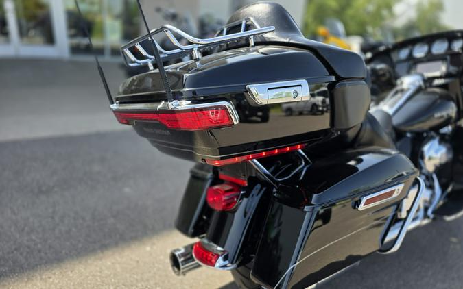 2015 ELECTRA GLIDE ULTRA LIMITED - Harley-Davidson®