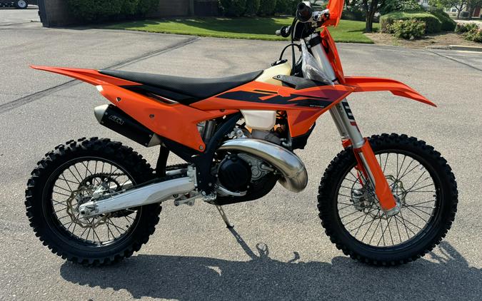 2025 KTM 300 XC