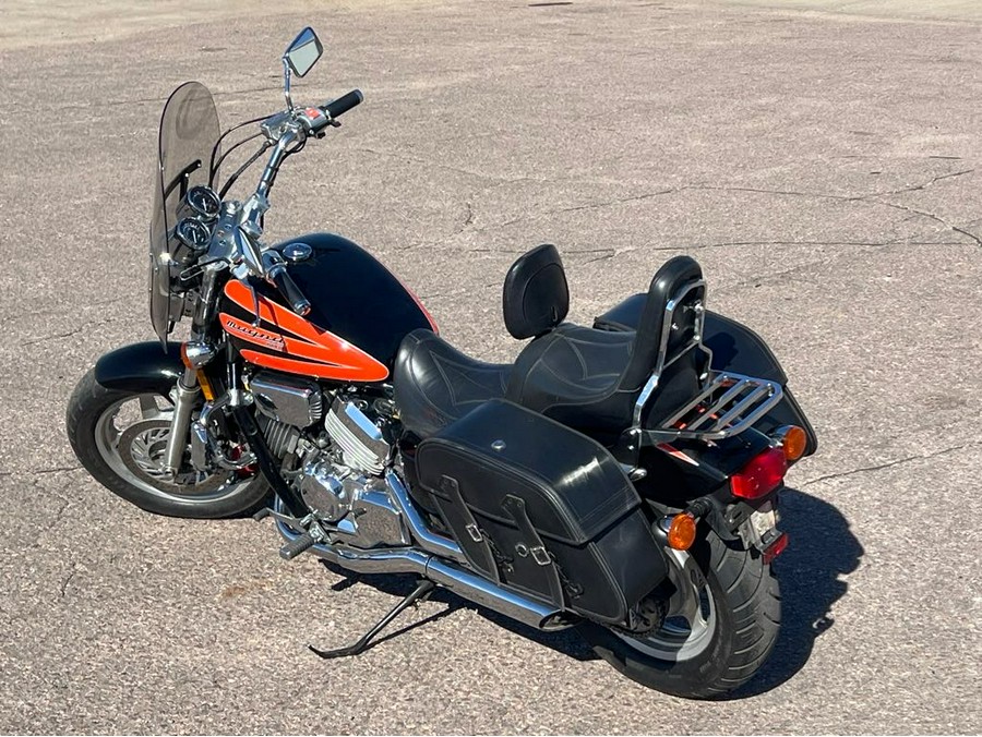 1999 Honda Magna 750