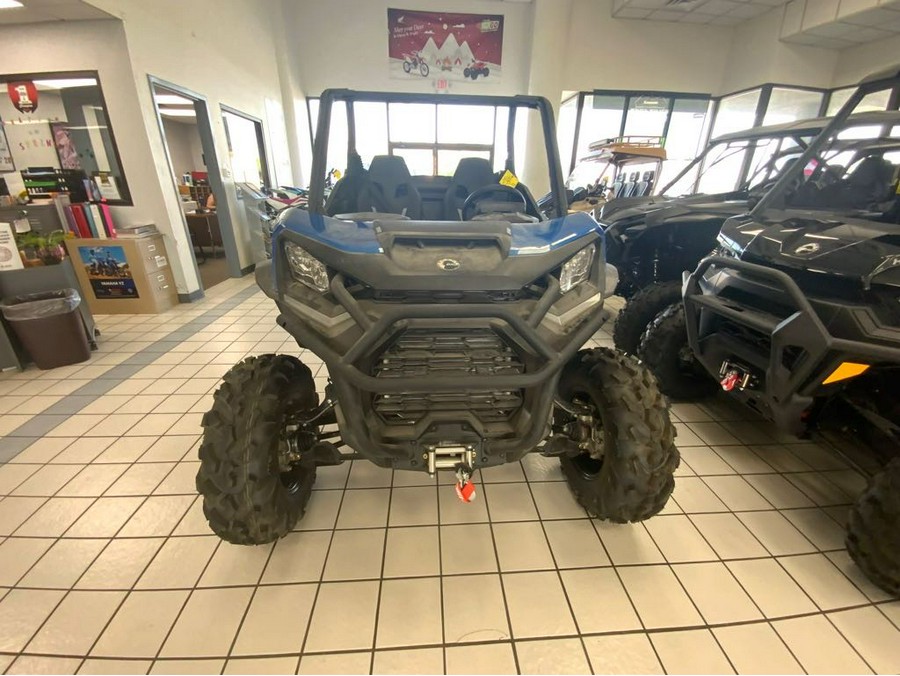 2023 Can-Am COMMANDER XT 700