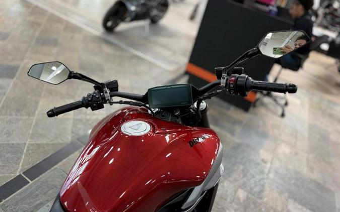 2026 Ducati XDiavel V4 Burning Red