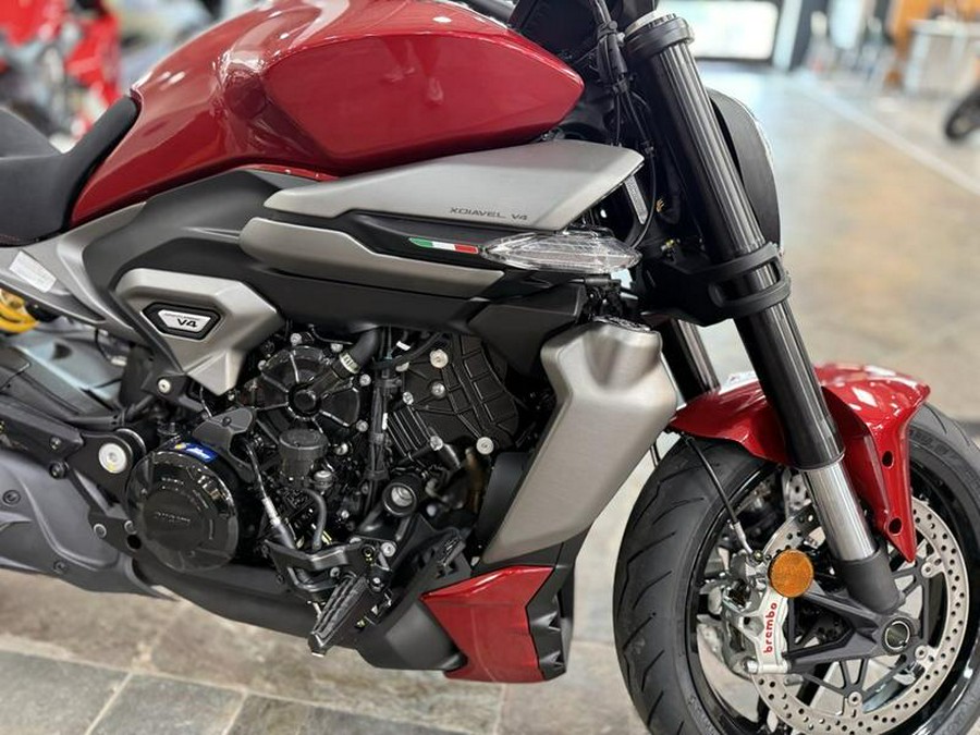 2026 Ducati XDiavel V4 Burning Red