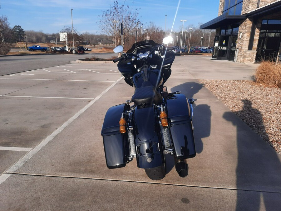 2023 Harley-Davidson® Road Glide® Vivid Black