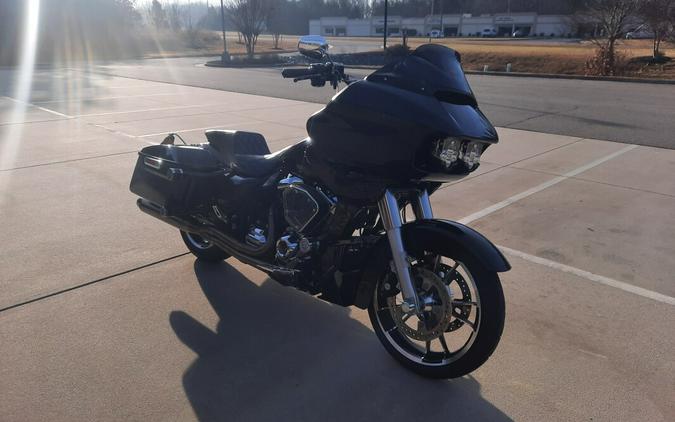 2023 Harley-Davidson® Road Glide® Vivid Black