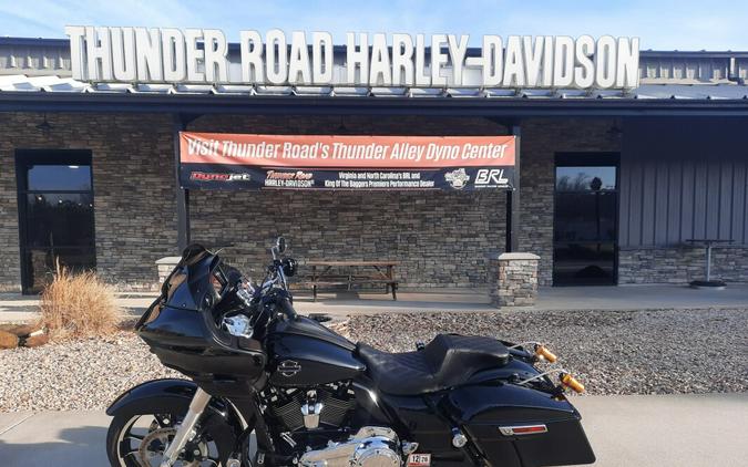 2023 Harley-Davidson® Road Glide® Vivid Black