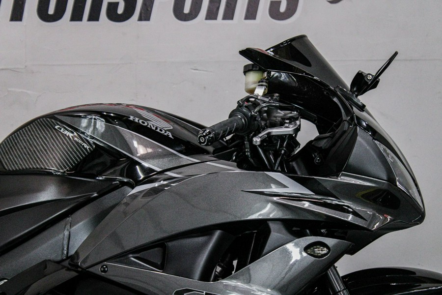 2009 Honda CBR®600RR ABS