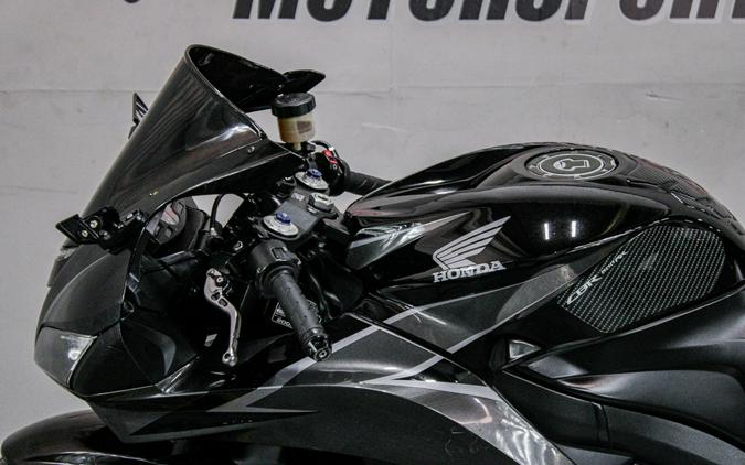 2009 Honda CBR®600RR ABS