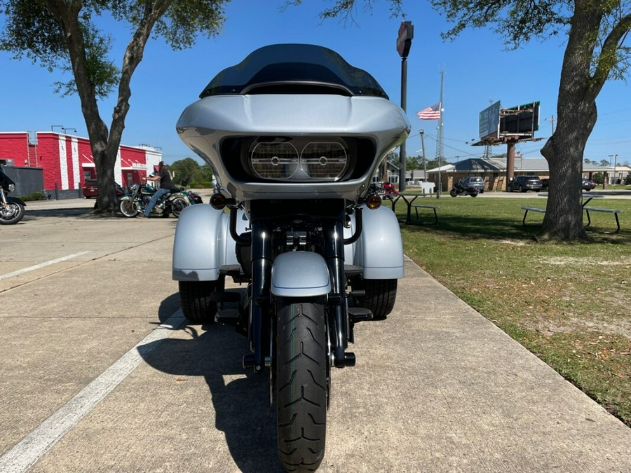 FLTRT 2024 Road Glide® 3