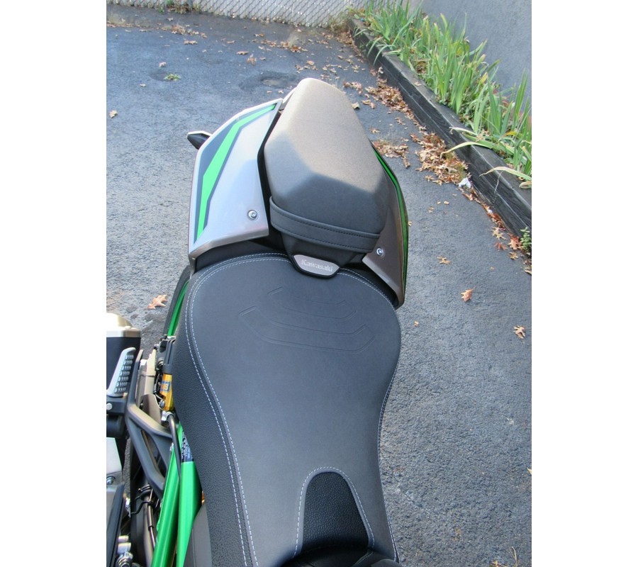 2025 Kawasaki Z900 SE ABS