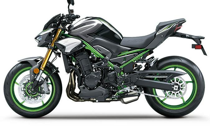 2025 Kawasaki Z900 SE ABS