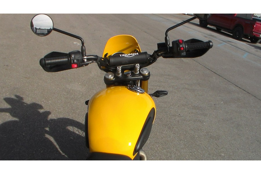 2026 Scrambler 400 XC - Triumph