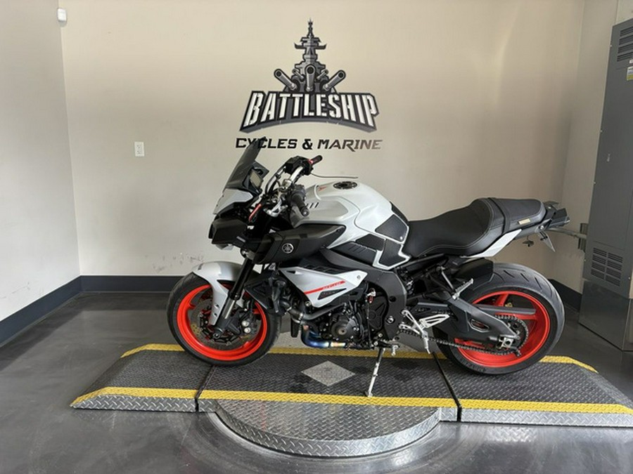 2020 Yamaha MT10LB