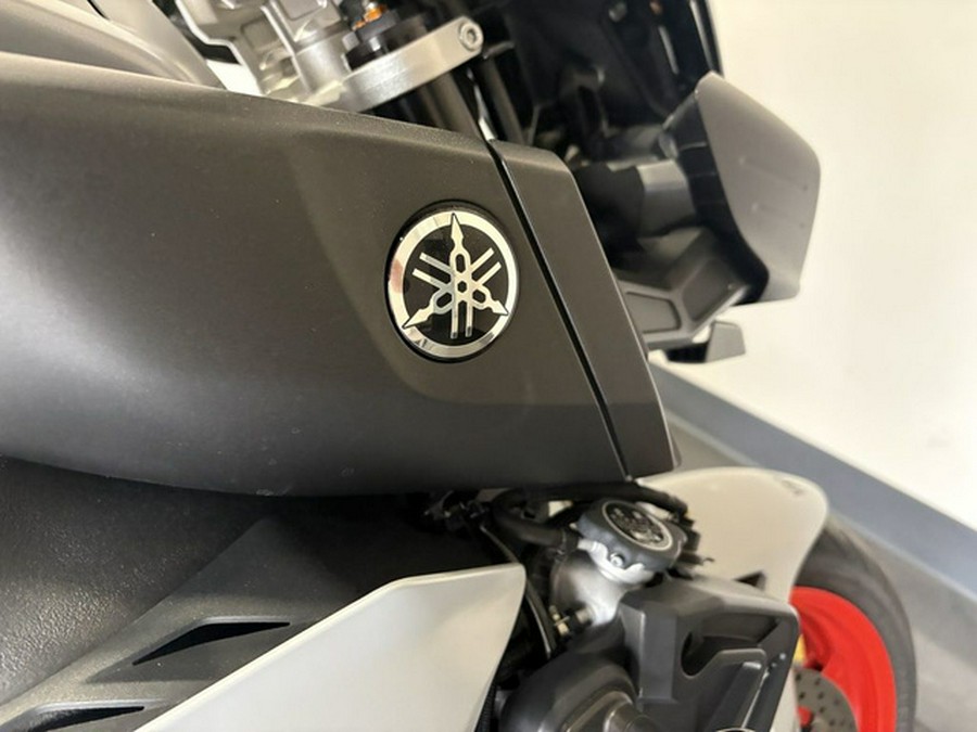 2020 Yamaha MT10LB