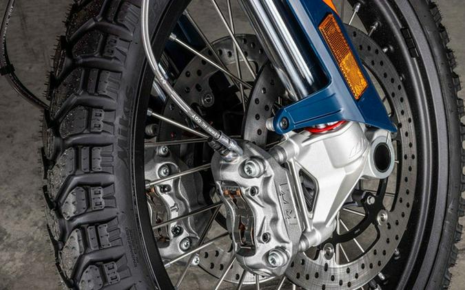 2026 KTM Adventure 890 R