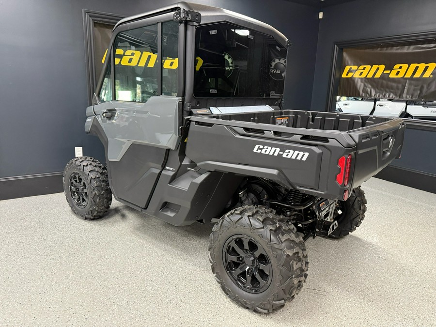 2027 Can-Am Defender DPS CAB HD9