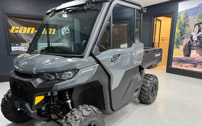 2027 Can-Am Defender DPS CAB HD9