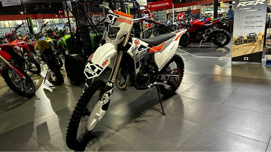 2021 Kayo KT250 - 2 Stroke