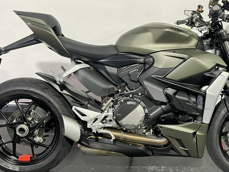 2024 Ducati Streetfighter V2 Storm Green