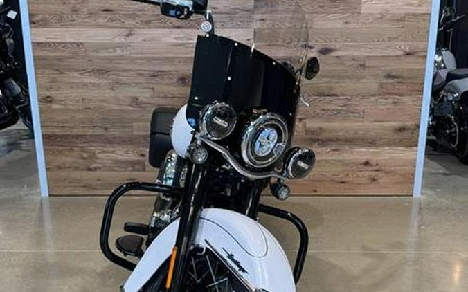 2025 Harley-Davidson® Softail® Heritage Classic