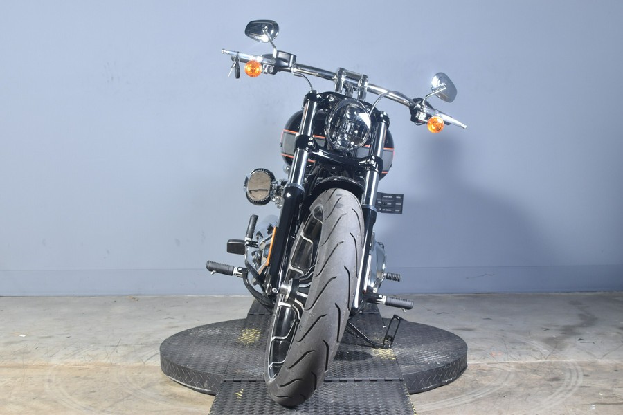 2024 Harley-Davidson Breakout 117 Vivid Black