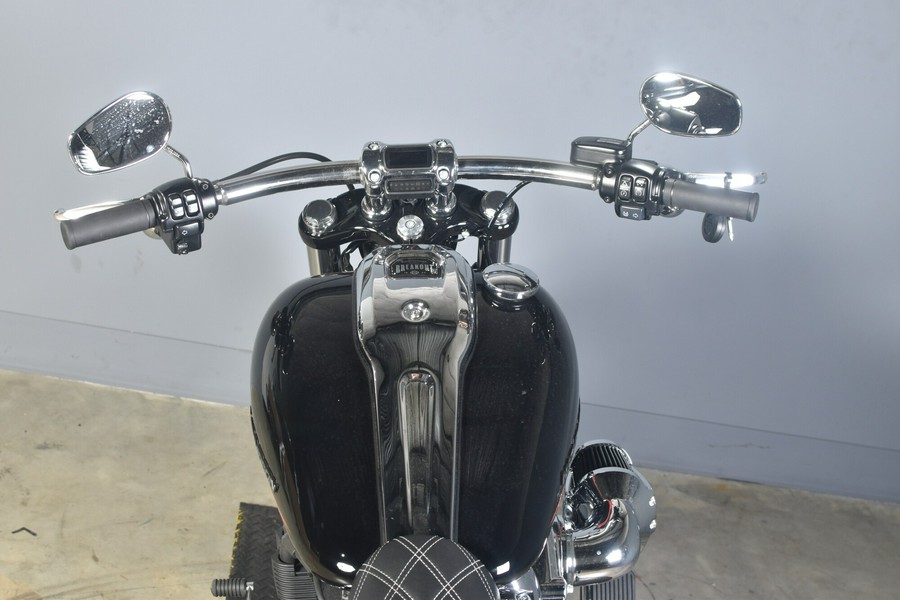 2024 Harley-Davidson Breakout 117 Vivid Black