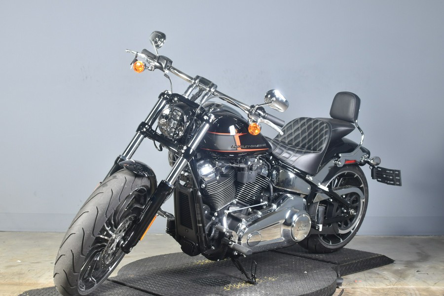 2024 Harley-Davidson Breakout 117 Vivid Black