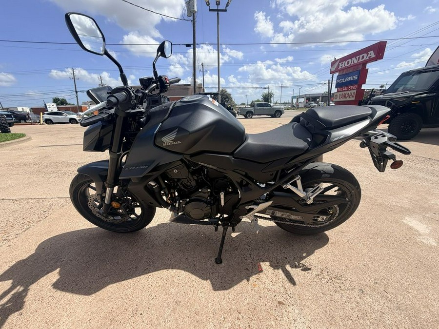 2026 Honda® CB750 Hornet E-Clutch