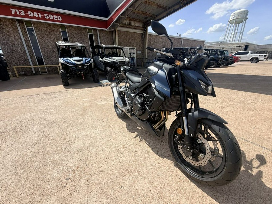 2026 Honda® CB750 Hornet E-Clutch