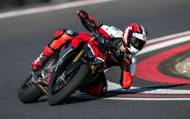 2027 Ducati Streetfighter V2 S