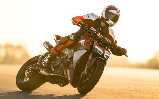 2027 Ducati Streetfighter V2 S