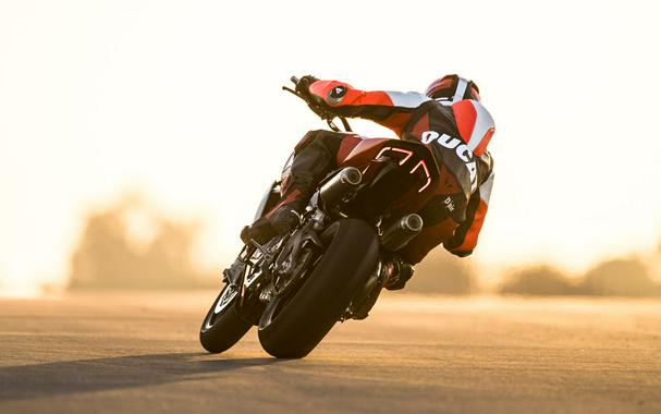2027 Ducati Streetfighter V2 S